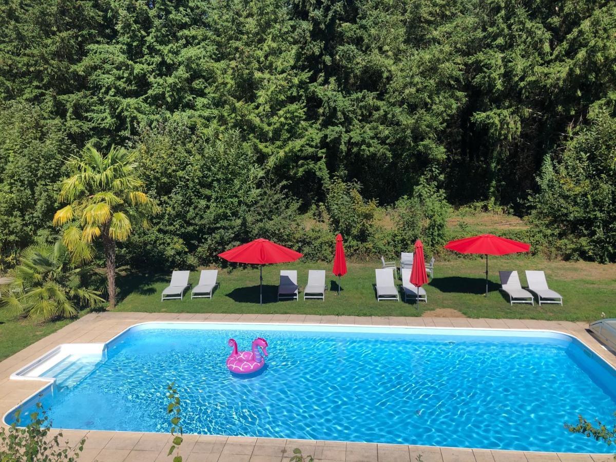 Domaine Les Ourgeaux Hotel Pageas Exterior photo