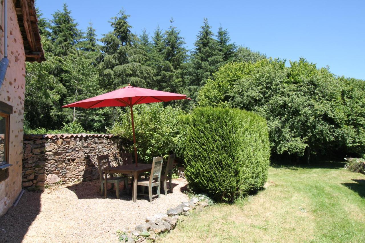 Domaine Les Ourgeaux Hotel Pageas Exterior photo